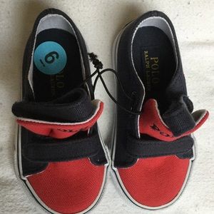 Boys shoes